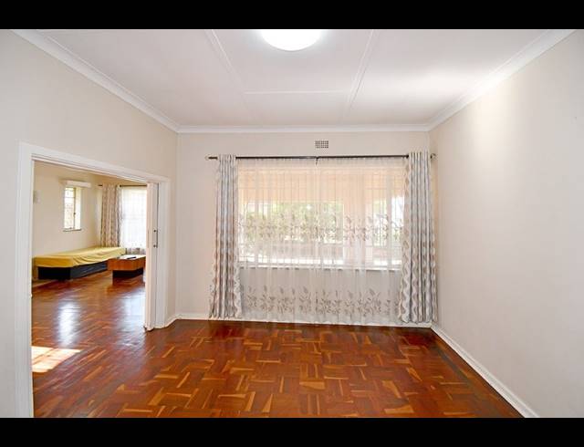 3 BEDROOM HOUSE TO LET IN SYDENHAM